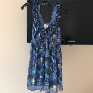 NWOT ECI Floral flowy and flattering top or tunic